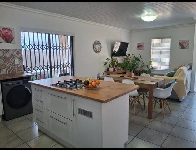 3 BEDROOM HOUSE FOR SALE IN GLEN LILLY